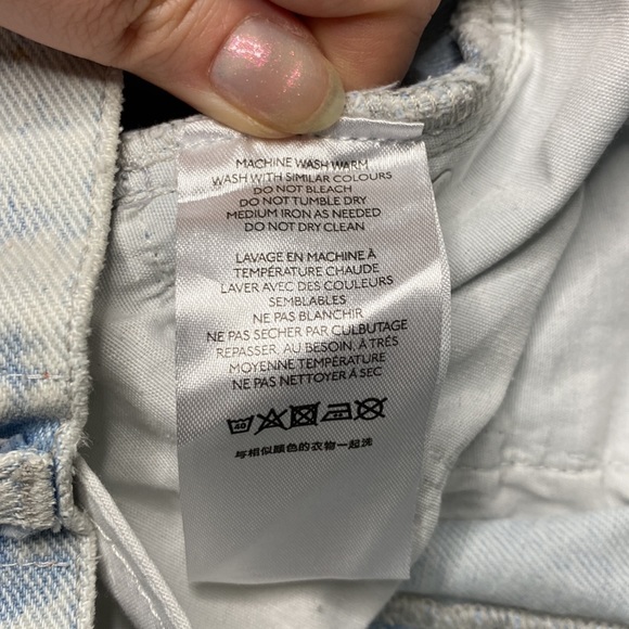 📘 BDG ACID LIGHT WASH BAGGIEST HIGH WAIST JEANS | Light Blue | Size 32 📘 - Picture 5 of 5